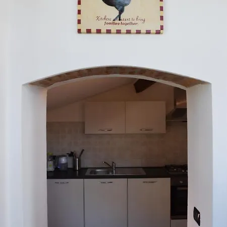 Ca Rossa Vicino Al Mare Nuova E Pulita Apartment Diano Marina